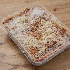 Lasagna de verdura, carne, jamón y queso